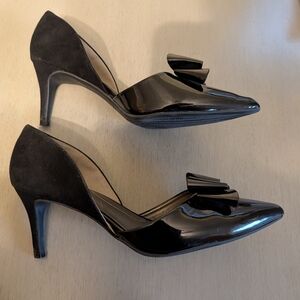 Bandolino Ladies Black Patent Leather Heels with Bow, Size 9.5